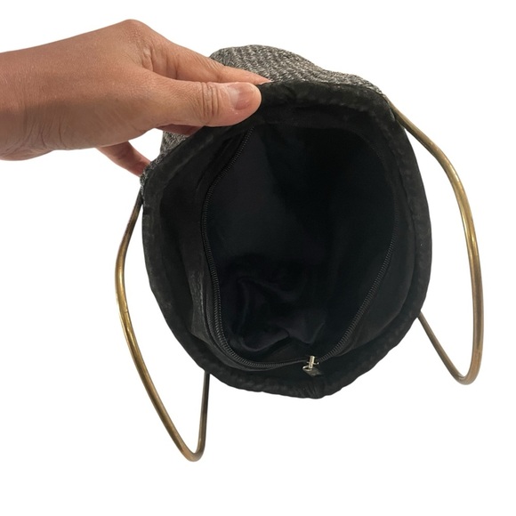 Handmade Black Woven Tote with Brass Giraffe Accent & Double Handles - Picture 9 of 11